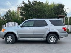 Сүрөт унаа Toyota Sequoia