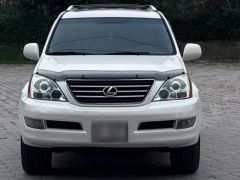 Photo of the vehicle Lexus GX