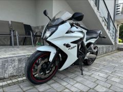 Photo of the vehicle Honda CBR 650