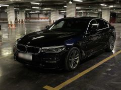 Photo of the vehicle BMW 5 Series