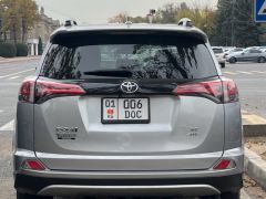 Сүрөт унаа Toyota RAV4