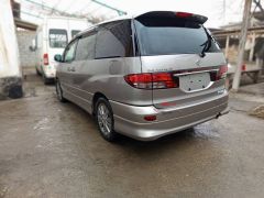 Photo of the vehicle Toyota Estima