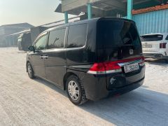 Фото авто Honda Stepwgn