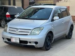 Сүрөт унаа Toyota Ist