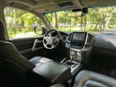 Фото авто Toyota Land Cruiser