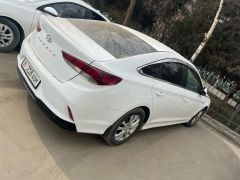 Photo of the vehicle Hyundai Sonata