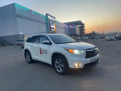 Сүрөт унаа Toyota Highlander