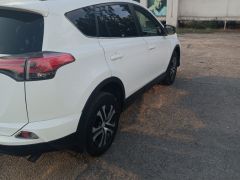 Сүрөт унаа Toyota RAV4