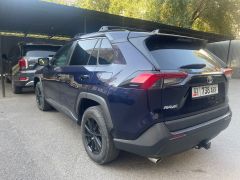 Сүрөт унаа Toyota RAV4