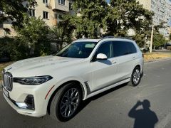 Сүрөт унаа BMW X7