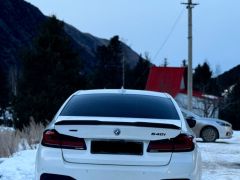 Photo of the vehicle BMW 5 Series