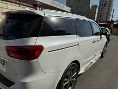 Photo of the vehicle Kia Carnival