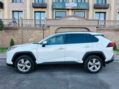 Сүрөт унаа Toyota RAV4