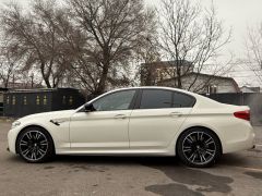 Сүрөт унаа BMW M5