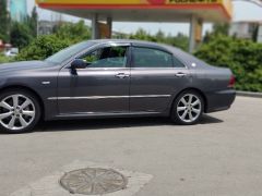 Photo of the vehicle Toyota Crown