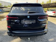 Photo of the vehicle BMW X5