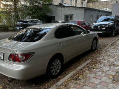 Photo of the vehicle Lexus ES