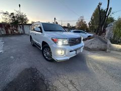 Сүрөт унаа Toyota Land Cruiser