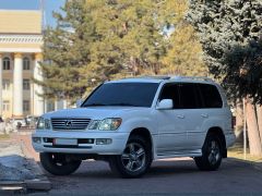 Photo of the vehicle Lexus LX