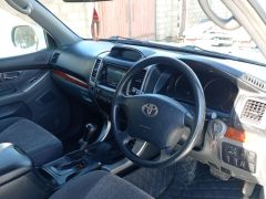 Сүрөт унаа Toyota Land Cruiser Prado