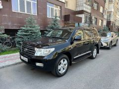 Фото авто Toyota Land Cruiser