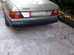 Сүрөт унаа Mercedes-Benz W124