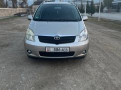 Сүрөт унаа Toyota Corolla Verso