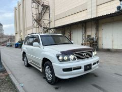 Photo of the vehicle Lexus LX