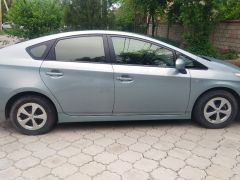 Фото авто Toyota Prius