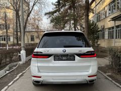 Фото авто BMW X7