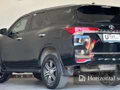 Сүрөт унаа Toyota Fortuner