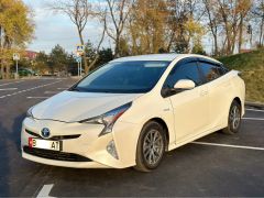 Фото авто Toyota Prius