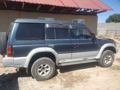 Сүрөт унаа Mitsubishi Pajero