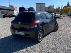 Сүрөт унаа Toyota Vitz