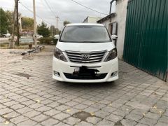 Сүрөт унаа Toyota Alphard