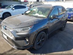 Photo of the vehicle Toyota RAV4