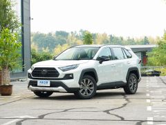 Сүрөт унаа Toyota RAV4