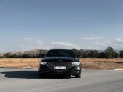 Photo of the vehicle Genesis G90