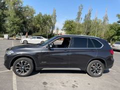 Photo of the vehicle BMW X5