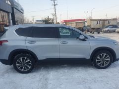 Photo of the vehicle Hyundai Santa Fe