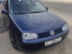 Фото авто Volkswagen Golf