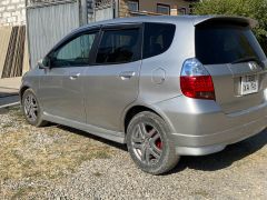 Фото авто Honda Fit