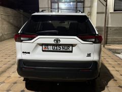 Сүрөт унаа Toyota RAV4