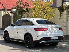 Сүрөт унаа Mercedes-Benz GLE