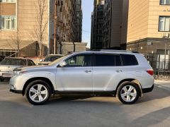 Сүрөт унаа Toyota Highlander