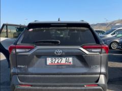 Сүрөт унаа Toyota RAV4