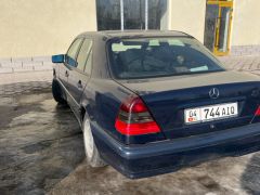 Сүрөт унаа Mercedes-Benz C-Класс