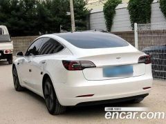 Сүрөт унаа Tesla Model 3