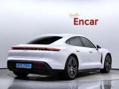 Фото авто Porsche Taycan