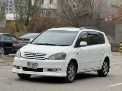 Photo of the vehicle Toyota Ipsum